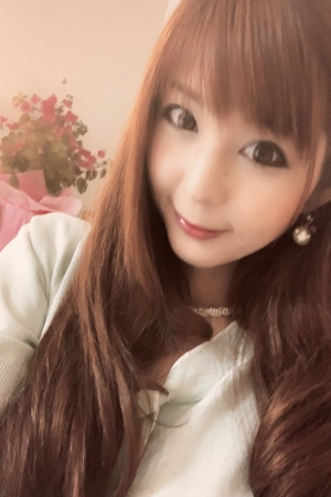 �����